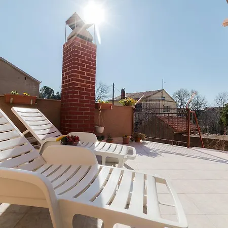 Mala Punta Apartamento Kaštela