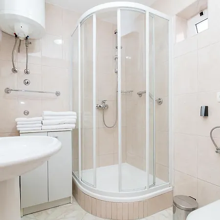 Apartamento Mala Punta *