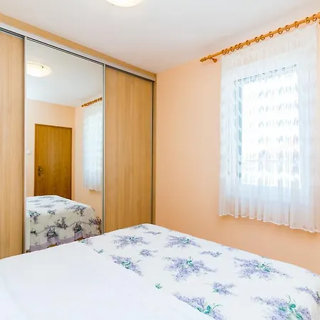 Apartamento Mala Punta *